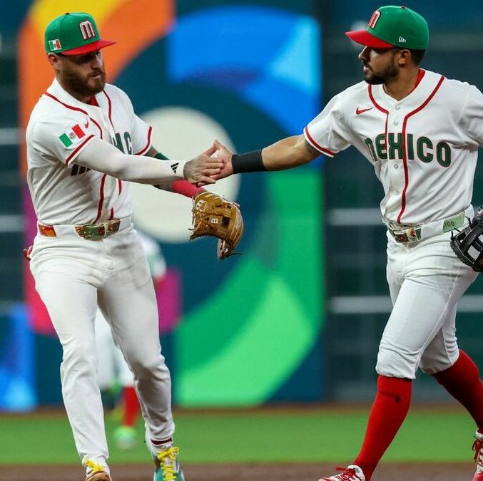 Nacho Álvarez Jr. y Nick Gonzáles (Reuters)