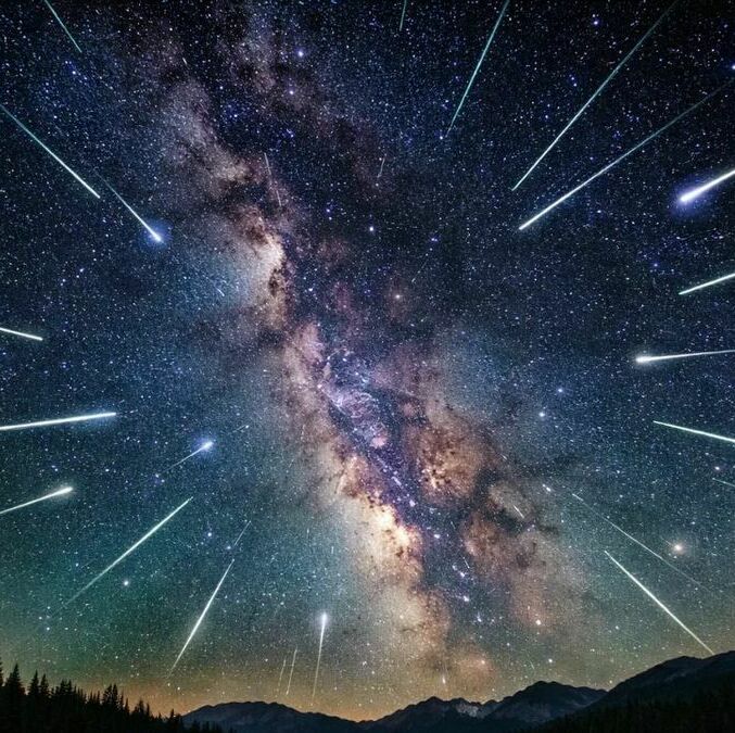 Así puedes disfrutar de la lluvia de estrellas en México este 12 de marzo de 2026. (Sora IA).