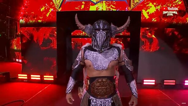 El Hijo del Vikingo salió de Triplemanía con el cinturón en su poder