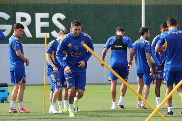 Tigres entrenó en el CET de cara a su juego del próximo jueves. (Foto: Tigres)