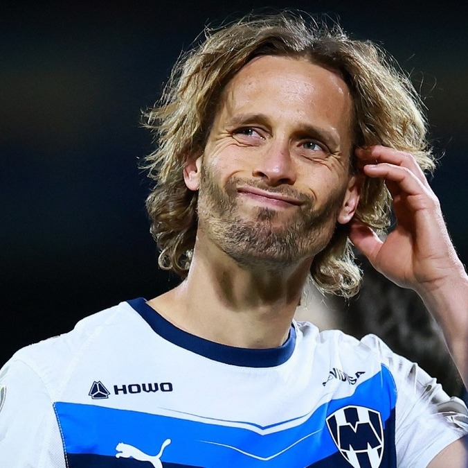 Sergio Canales aún no se recupera (Reuters)