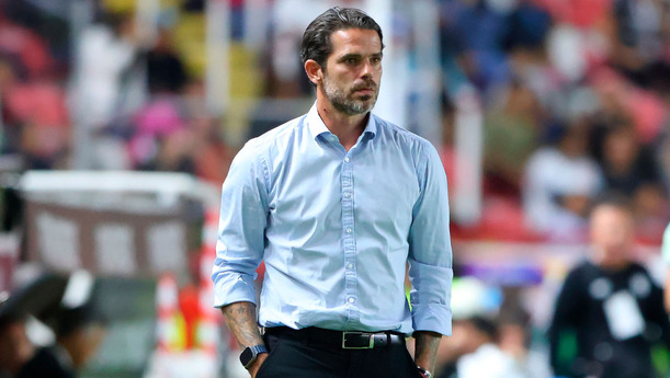 Fernando Gago abandonó la conferencia de prensa. (Foto: Imago7)