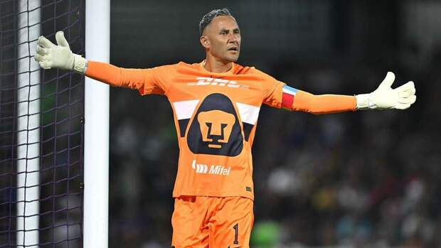 Keylor Navas ha manifestado que quiere quedarse en Pumas (Imago7)
