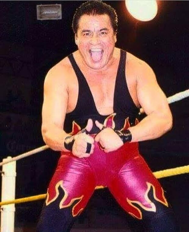 Satánico fue quien lo lesionó previo a su debut. (Foto: @Ring604)