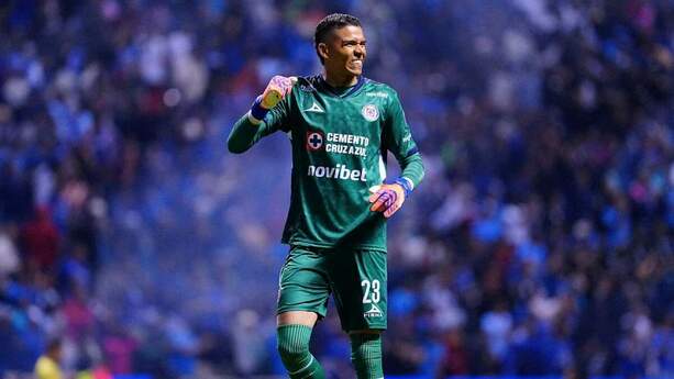 Kevin Mier está listo para regresar a jugar con Cruz Azul (Imago7)