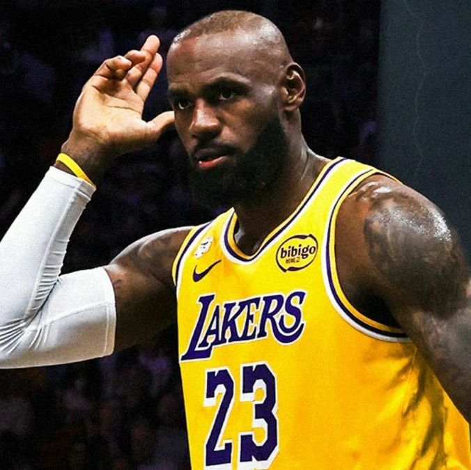 Lebron hace historia en la NBA tras igualar marca de partidos jugados| Foto: X @Lakers