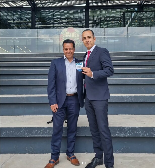 Eduardo Galván fue árbitro con Gafete FIFA (Fotografía: Instagram Eduardo Gaván)