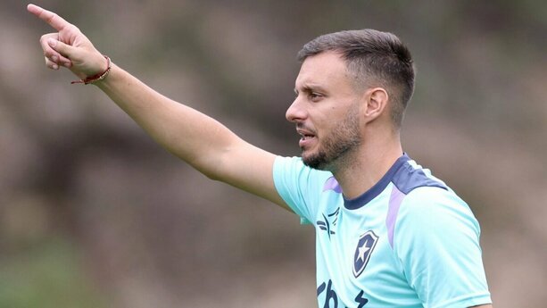 Martín Anselmi es criticado por mala racha en Brasil (@Botafogo)