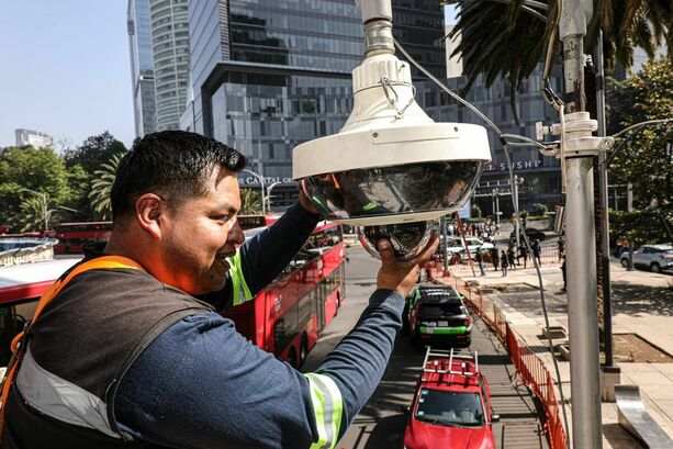 La CDMX tiene miles de cámaras de vigilancia (Facebook C5 CDMX)