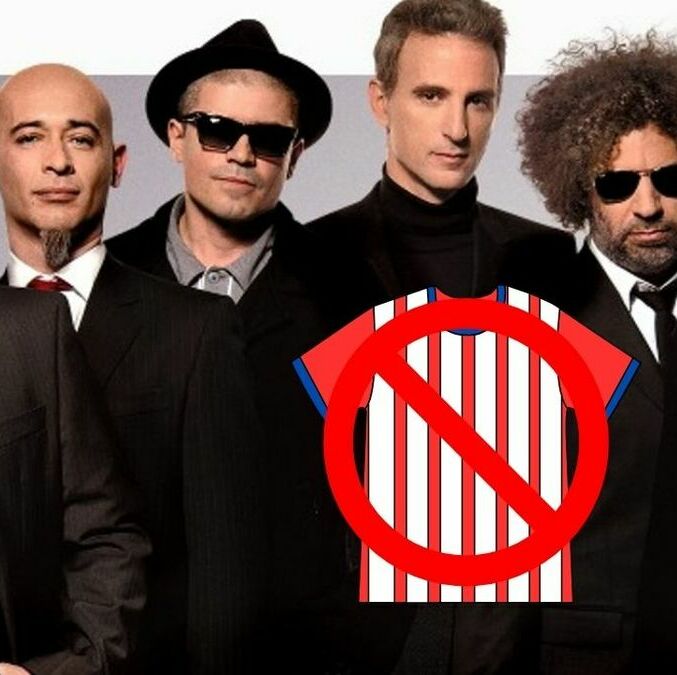 Los Fabulosos Cadillacs prohibieron la entrada de jerseys de futbol a su concierto en Guadalajara. Foto: Especial