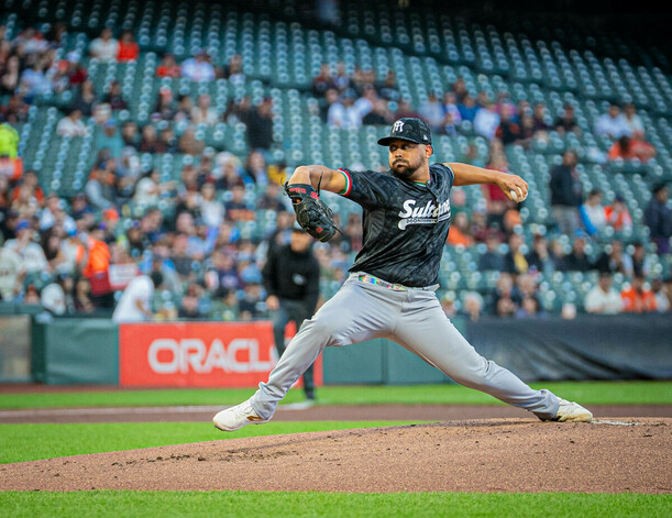 Sultanes se va con 0-2 en su visita a Giants / Cortesía Sultanes