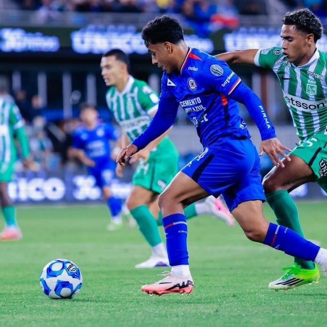 Cruz Azul venció 3-0 al Atlético Nacional (@CruzAzul)