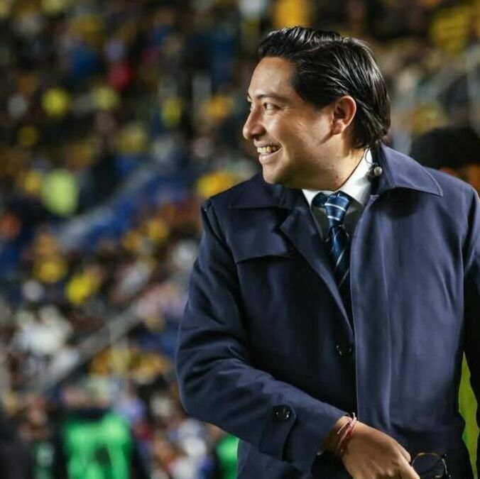 Julio Ibáñez en el Estadio Ciudad de los Deportes (Instagram)