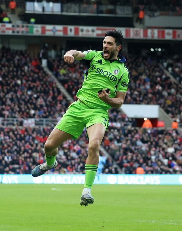 Raúl Jiménez anotó doblete ante el Sunderland