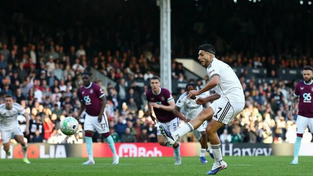 Raul Jimenez anotó su penalti número 14 de forma consecutiva en Premier League |Foto: Reuters