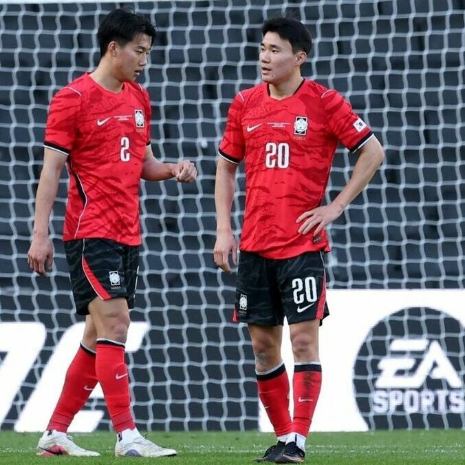 Corea del Sur sufrió una escandalosa goleada a manos de Costa de Marfil (Fotografía: Reuters)