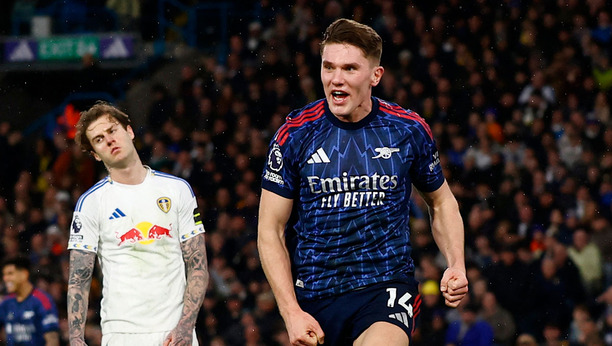 Viktor Gyökeres colaboró con un gol para el Arsenal. (Foto: Reuters)