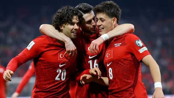 Turquía busca disputar el Mundial 2026 (Reuters)