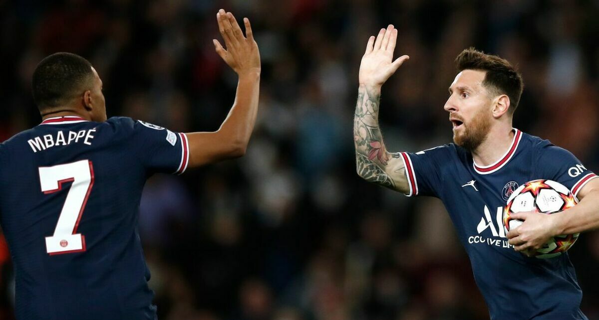 Kylian Mbappé y Lionel Messi en el PSG (Reuters)