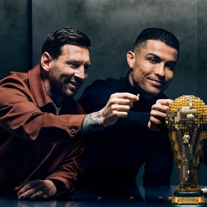 LEGO se lució con un comercial en el que juntó a Messi, CR7, Vini y Mbappé (@LEGOMexico)