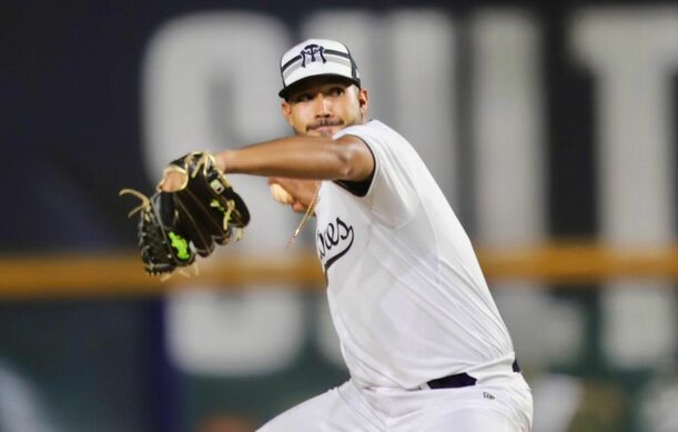 Sultanes venció a los Dos Laredos / X: Sultanes