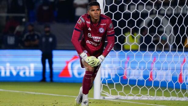 Kevin Mier vuelve a la titularidad con Cruz Azul (Imago7)