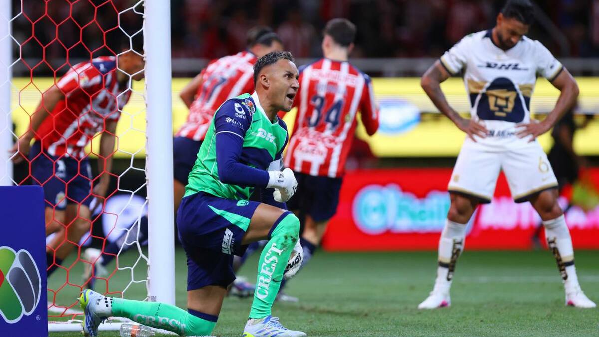 Resumen del partido Chivas vs Pumas (2-2). GOLES