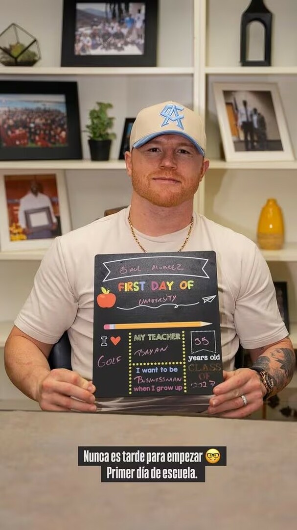 Canelo Álvarez inició su etapa como universitario (Instagram @Canelo)