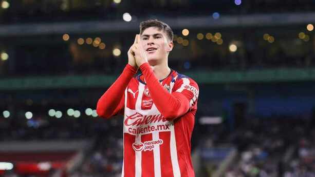 La Hormiga vacunó a Rayados (Imago7)