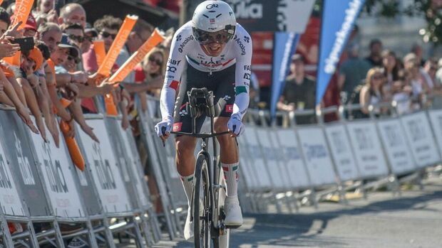 Isaac del Toro abandono la Itzulia tras accidente en la tercera etapa| Foto:EFE