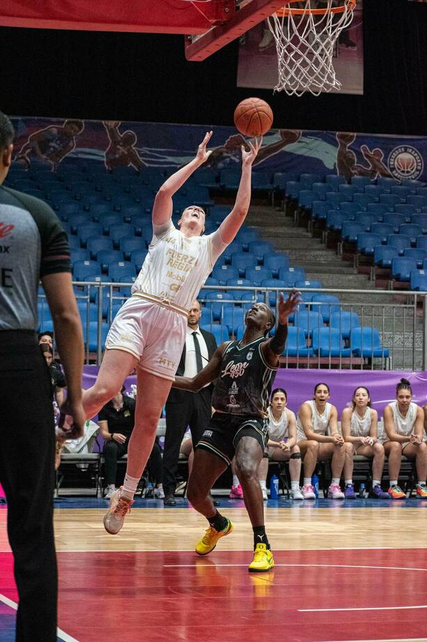 Fuerza Regia venció a las Abejas de León / Abejas de León