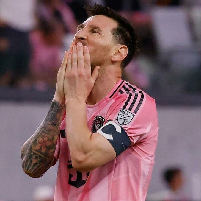 Lionel Messi no ha hablado a Barcelona para su regreso (Reuters)