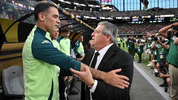 Piojo Herrera y Rafa Márquez en un juego del Tri (Imago7)