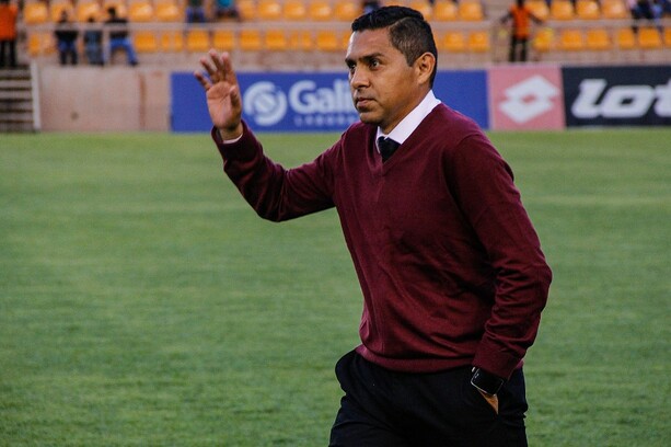 Ramón Morales dirigió a Coras Tepic en el Ascenso MX y también de forma interina a las Chivas. FOTO: Imago7.