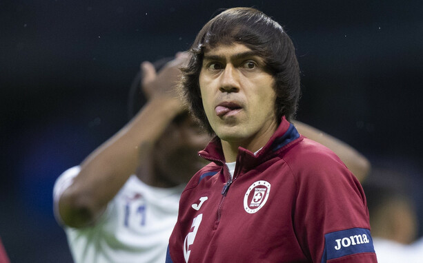 Shaggy renovó por un año con Cruz Azul. (FOTO: Mexsport)