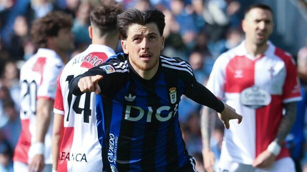 Alberto Reina marcó el primer gol para los de Oviedo | Foto: EFE