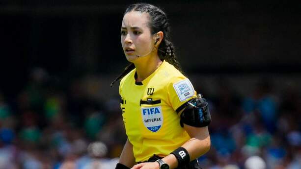 Katia Itzel García fue criticada por sus decisiones en el Pumas vs Mazatlán (Imago7)