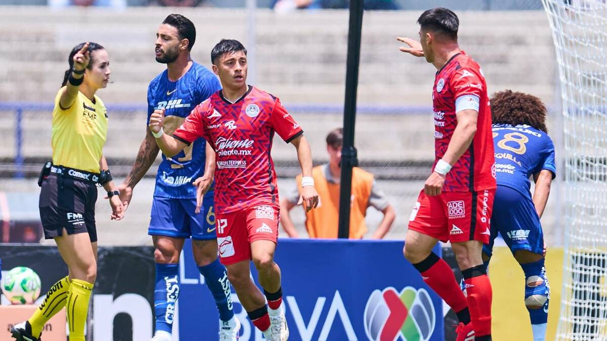 Katia Itzel García desata controversia en el Pumas vs Mazatlán