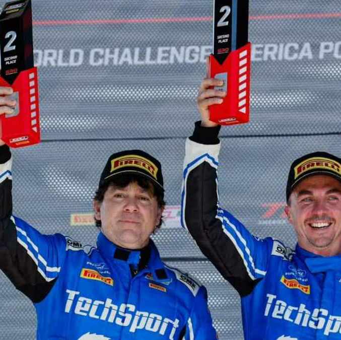Frankie Muniz ha podido destacar en la NASCAR (Instagram de Frankie Muniz)