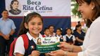 Beca Rita Cetina 2026: calendario de entrega de tarjetas para estudiantes | Foto: SORA IA