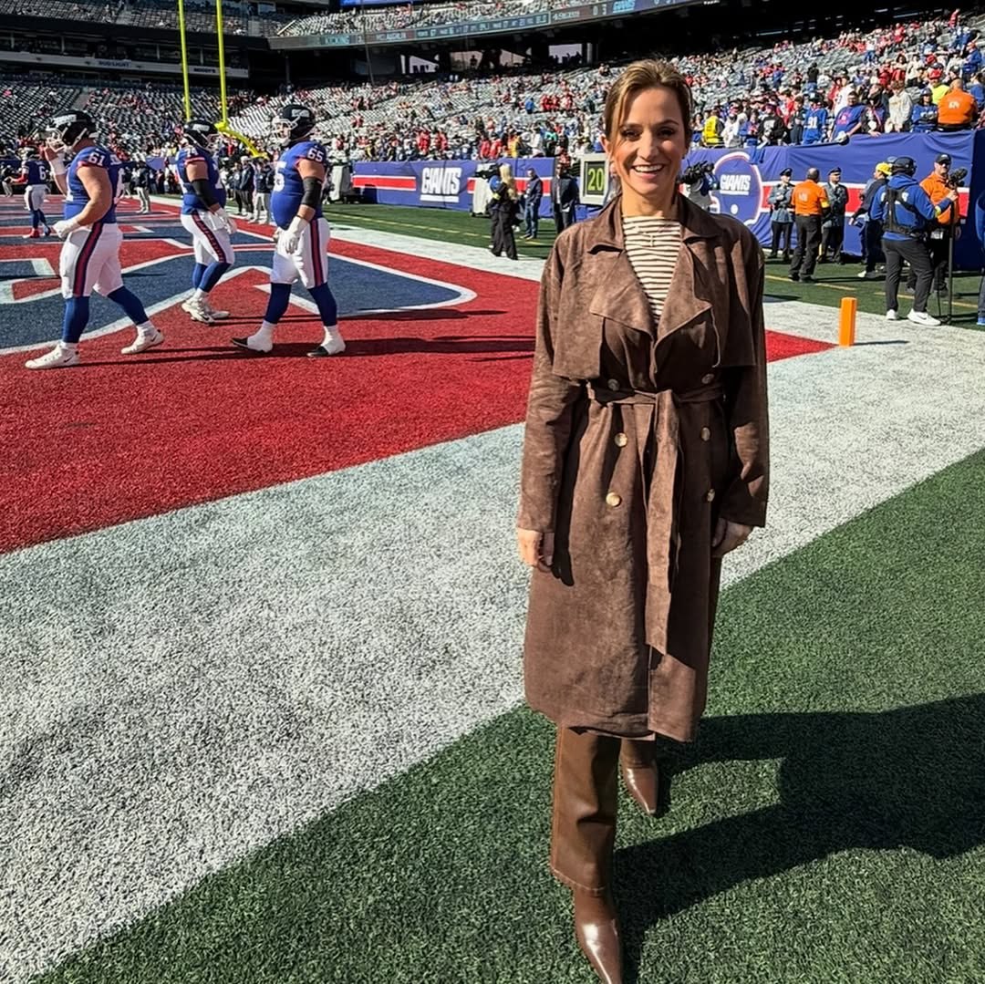 Dianna Russini, periodista especializada en la NFL (Instagram @dmrussini)