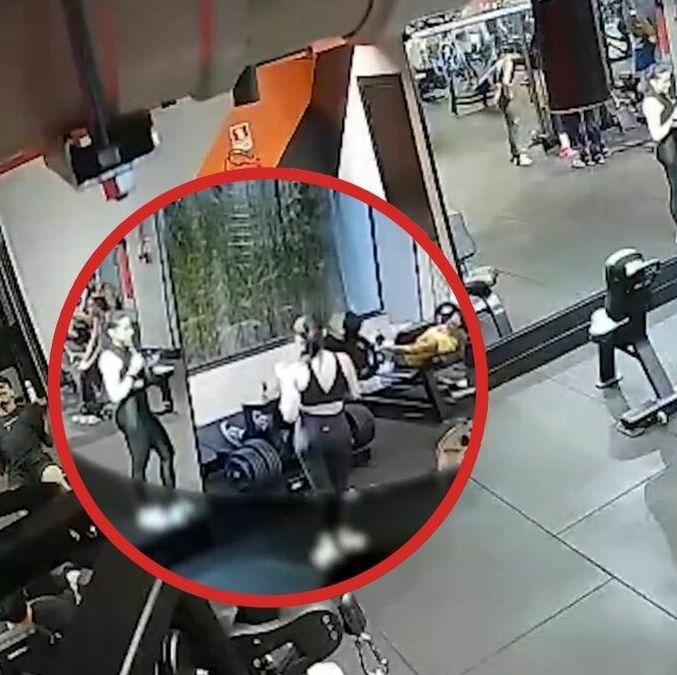 Una joven brasileña del Distrito Federal de Brasil sufrió un terrible accidente al intentar cargar 180 kilos con sus piernas. Foto: Metrópoles