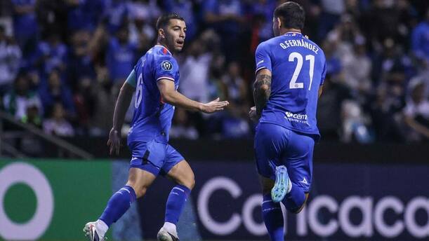 Los futbolistas de Cruz Azul están con Nicolás Larcamón (Imago7)