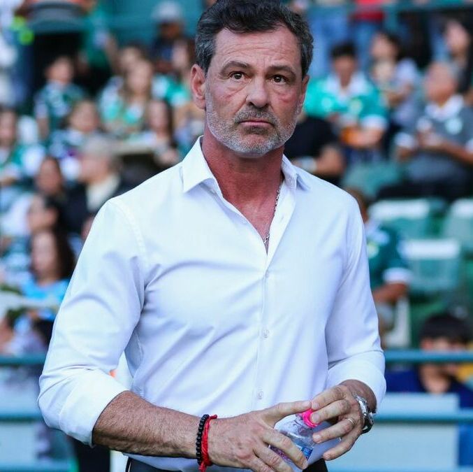 Cocca sólo dirigió siete partidos con el Tri. (Foto: Mexsport)