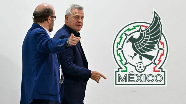 Javier Aguirre y Fernando Schwartz (Imago7)