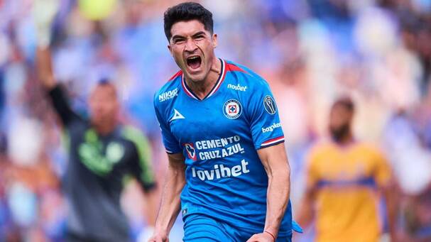 Nico Ibáñez se estrenó con la Máquina (Imago7)