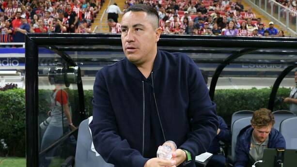 El proyecto de Efraín Juárez camina con paso firme (Imago7)