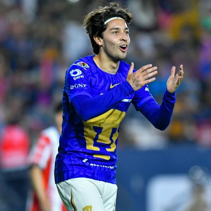 Jordan Carrillo hizo un golazo para sentenciar el triunfo de Pumas (Imago7)
