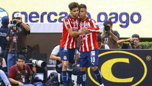 Chivas gana por goleada ante Puebla / Mexsport