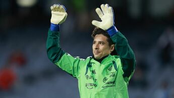 Guillermo Ochoa con la Selección Mexicana (Mexsport)
